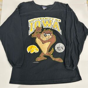 Vintage University of Iowa Hawkeyes Taz Long Sleeve Shirt